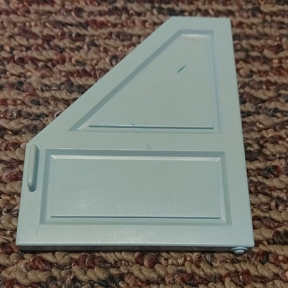 Light Gray Toy Door